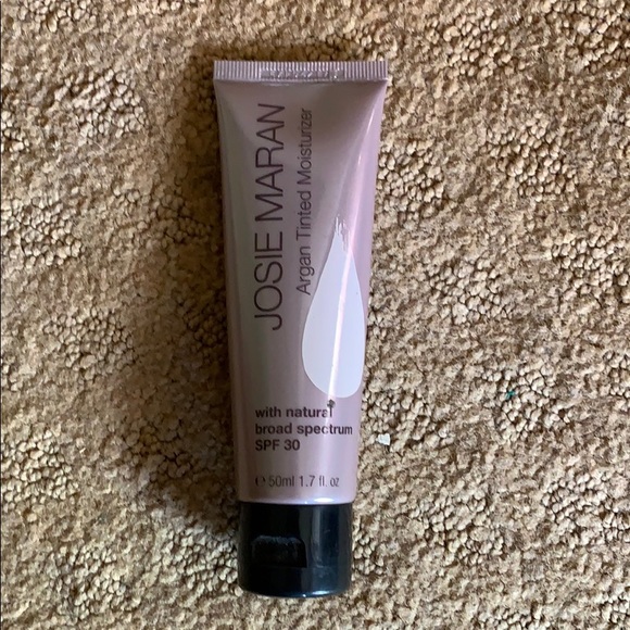josie maran argan tinted moisturizer